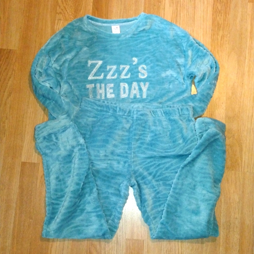 Women's teal pajama set